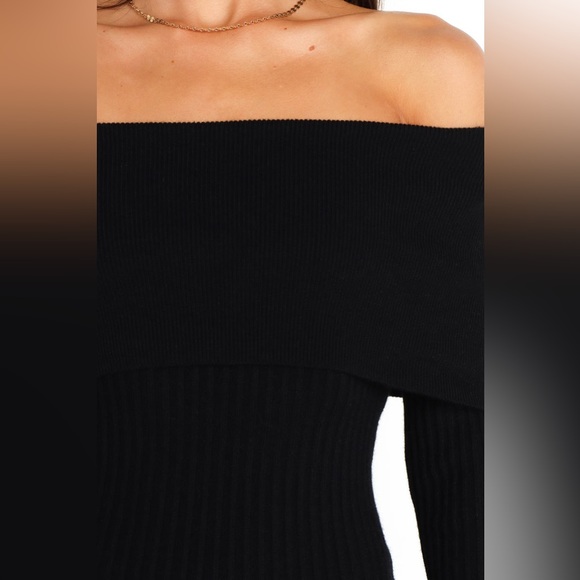 Petal & Pup Yara Off the Shoulder Sweater Dress - Size L/XL - Picture 6 of 10